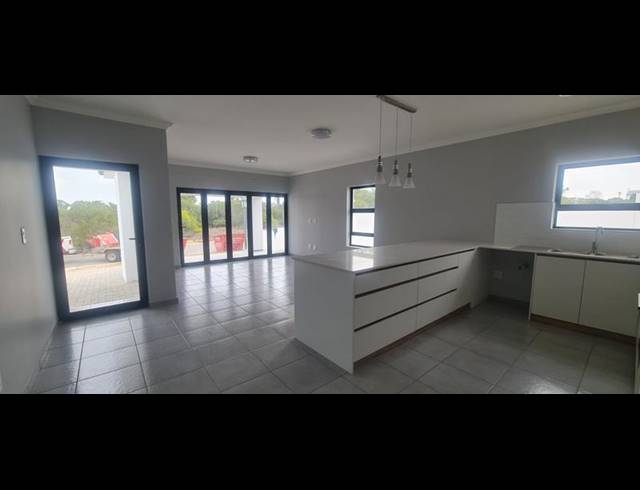 3 BEDROOM HOUSE FOR SALE IN SANDY POINT